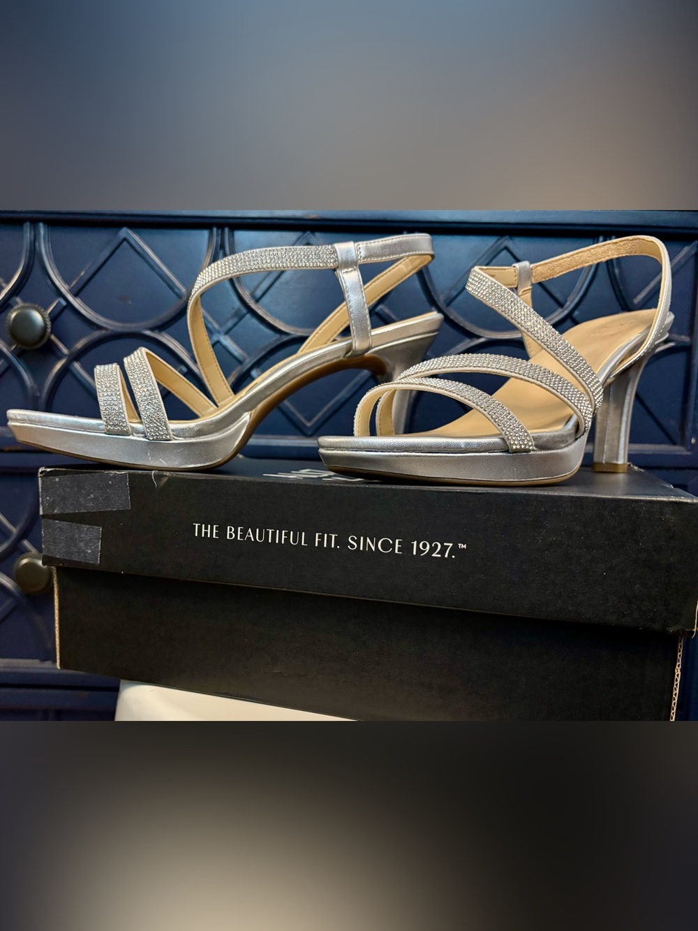 Naturalizer Women’s Brenta Heeled Sandals - Picture 6 of 12
